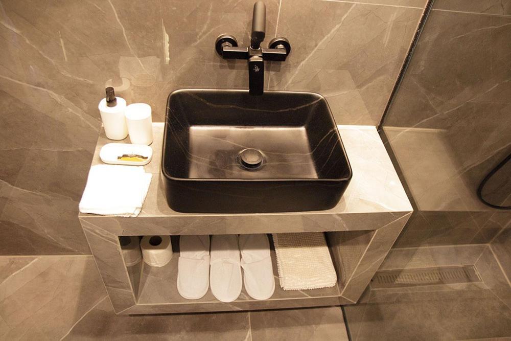 P J Luxury Suites Sérres Eksteriør bilde