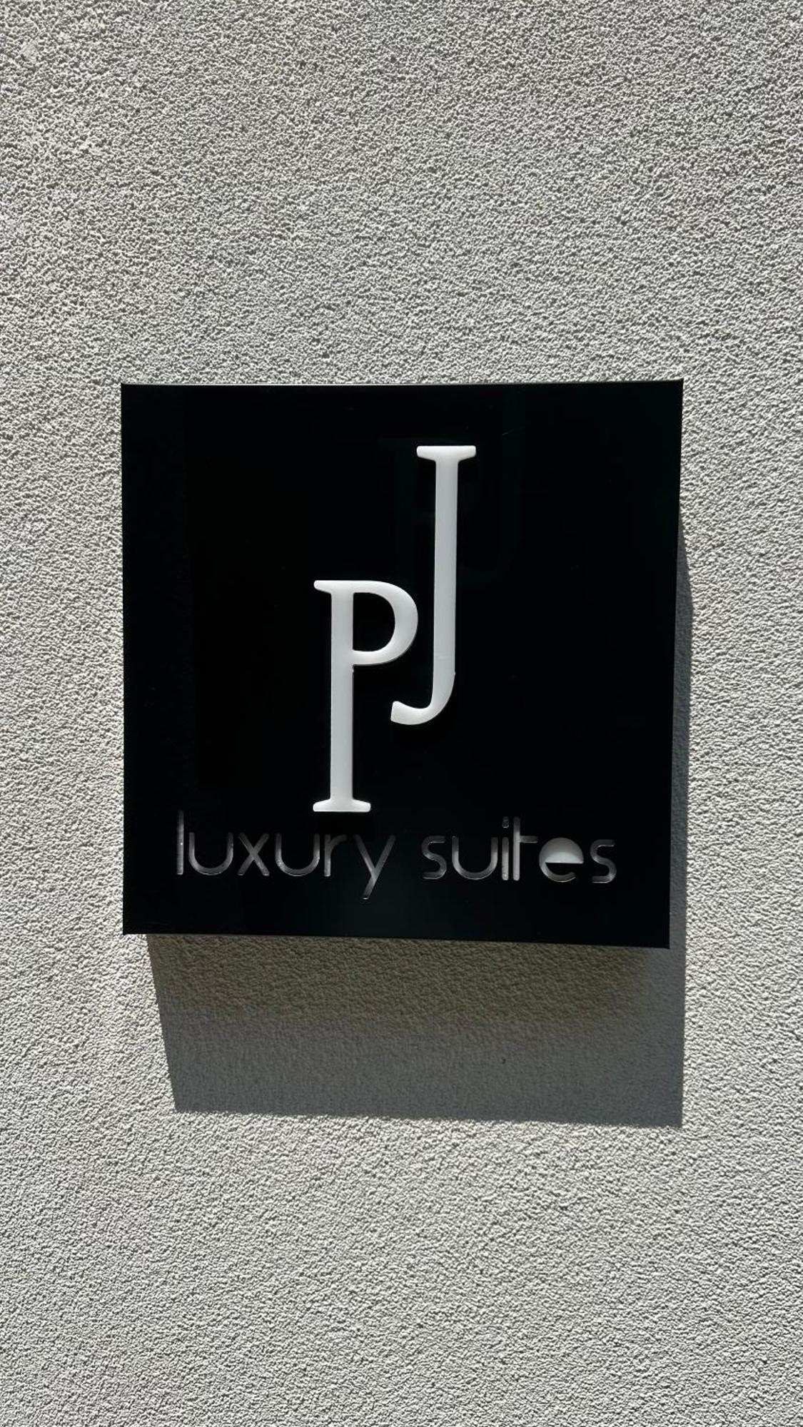 P J Luxury Suites Sérres Eksteriør bilde